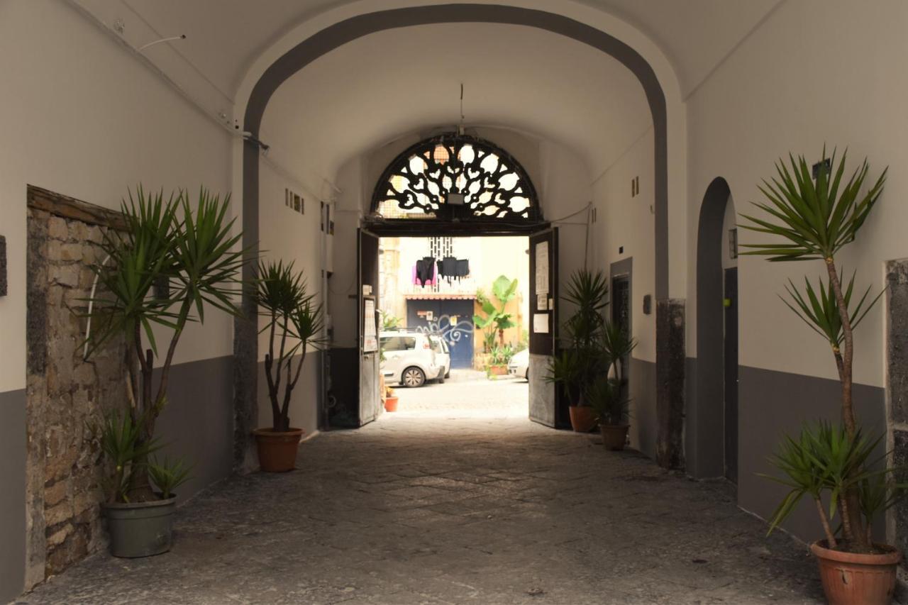 Varriale House Parking Free Small Car ナポリ エクステリア 写真
